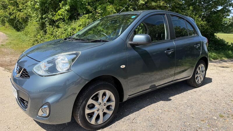 2015 Nissan Micra — photo 3