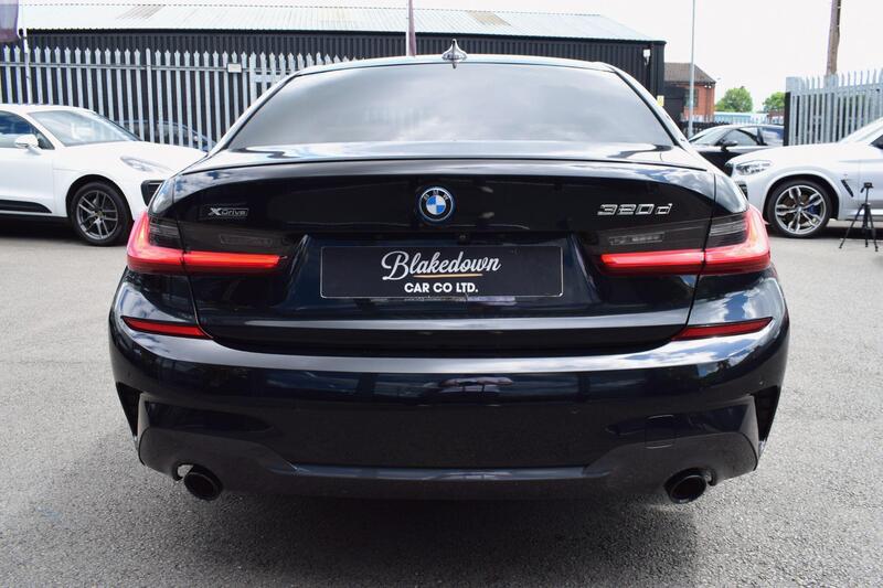 BMW 3 Series view 6