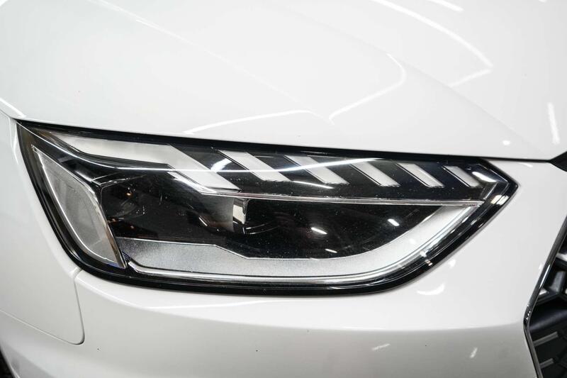 Audi Audi S4 view 6