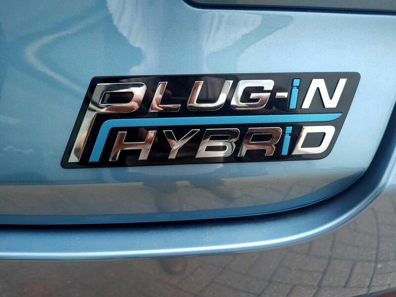 Badge Exterior