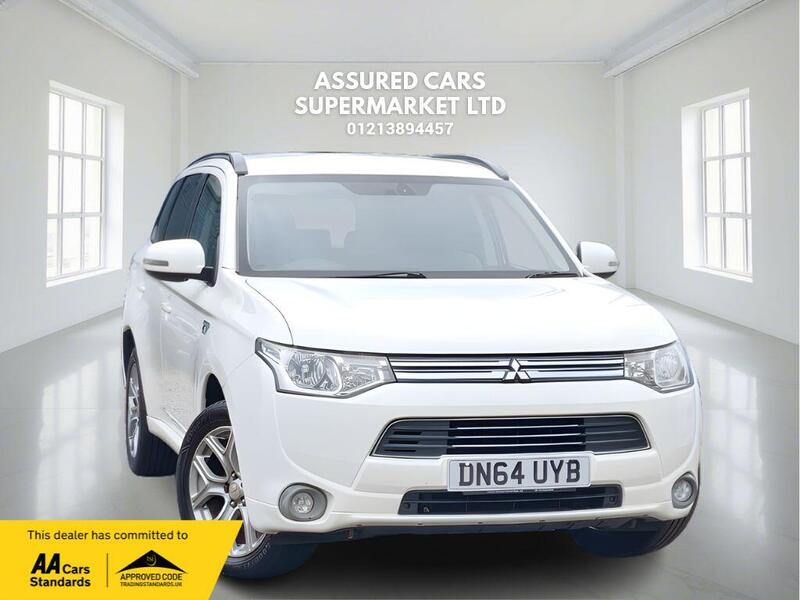 2014 Mitsubishi Outlander in White for sale