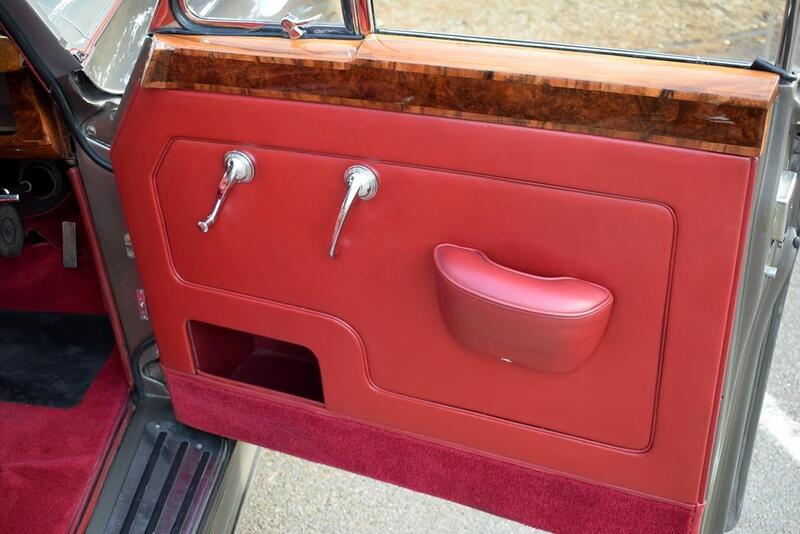 Rolls-Royce Silver Cloud view 7