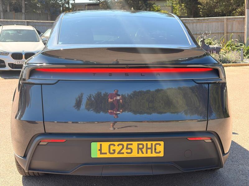 Tesla Model Y view 7