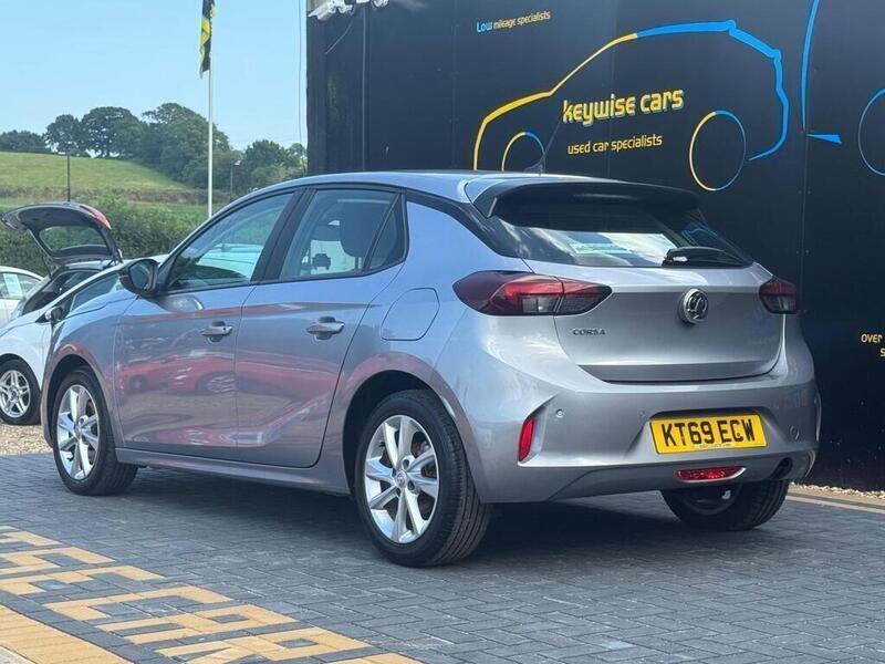 Vauxhall Corsa view 3