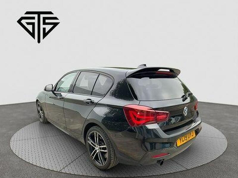 BMW 1 Series view 5