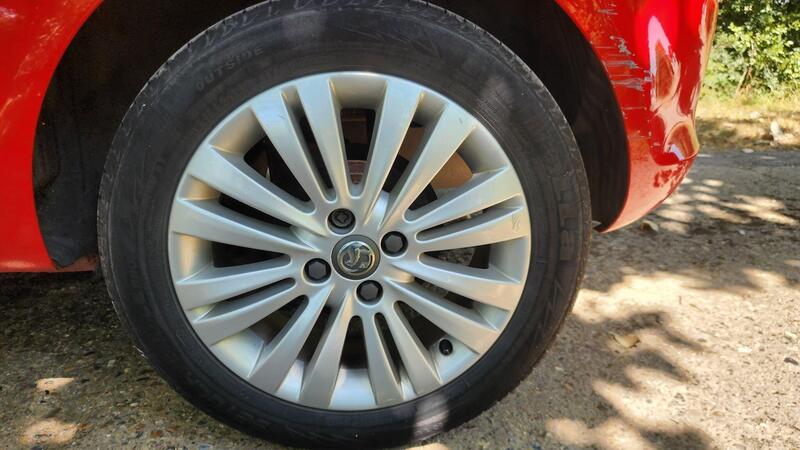 2013 Vauxhall Corsa — photo 36