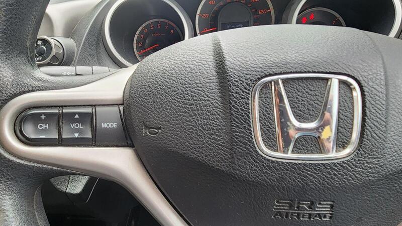 2010 Honda Jazz — photo 40