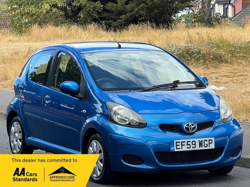 2010 Toyota Aygo in Blue for sale