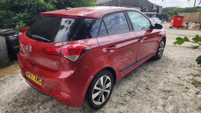 2017 Hyundai i20 — photo 6