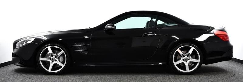 Mercedes-Benz SL view 4