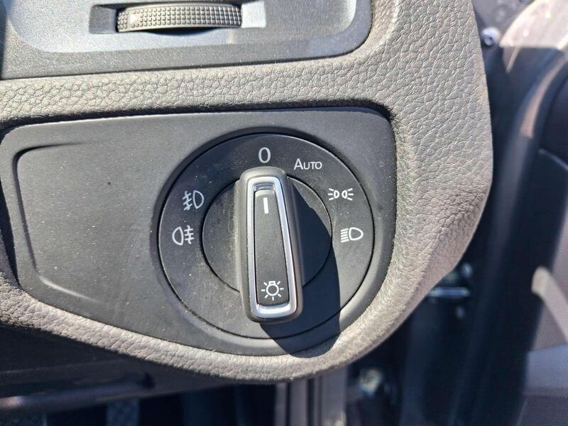 Volkswagen Golf view 7