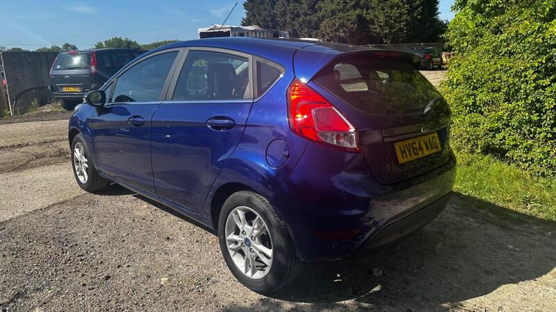 2014 Ford Fiesta — photo 3