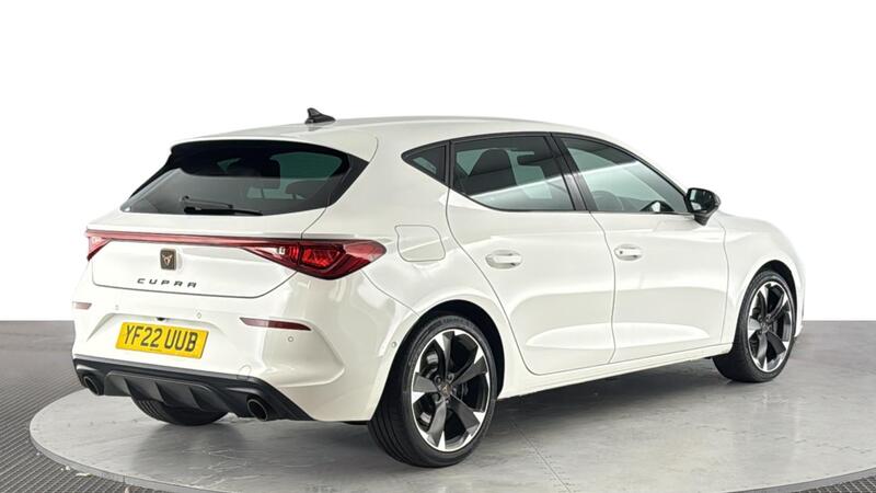 Cupra CUPRA Leon view 4