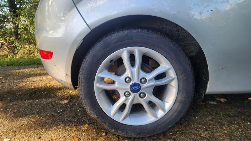 2015 Ford Fiesta — photo 52
