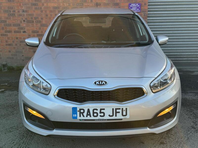 Kia Ceed view 3