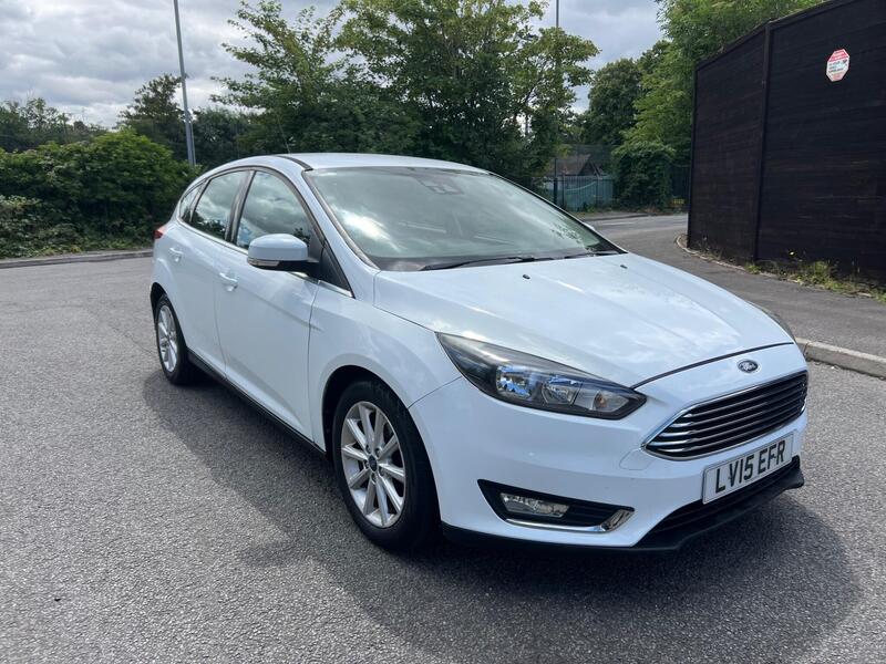 Ford Focus — photo 1