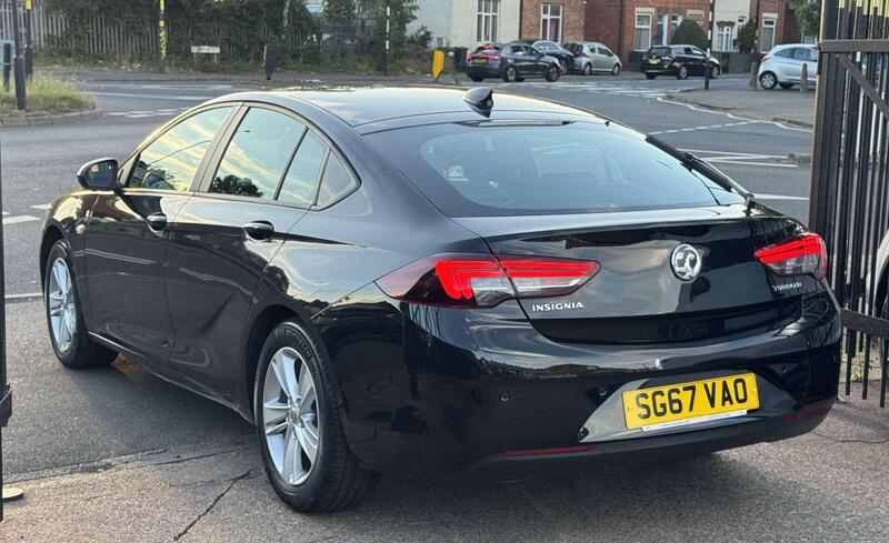 Vauxhall Insignia view 7
