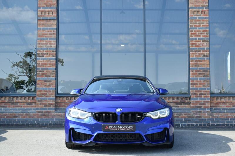 BMW M4 view 4