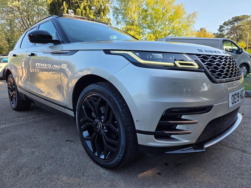 Land Rover Range Rover Velar view 5