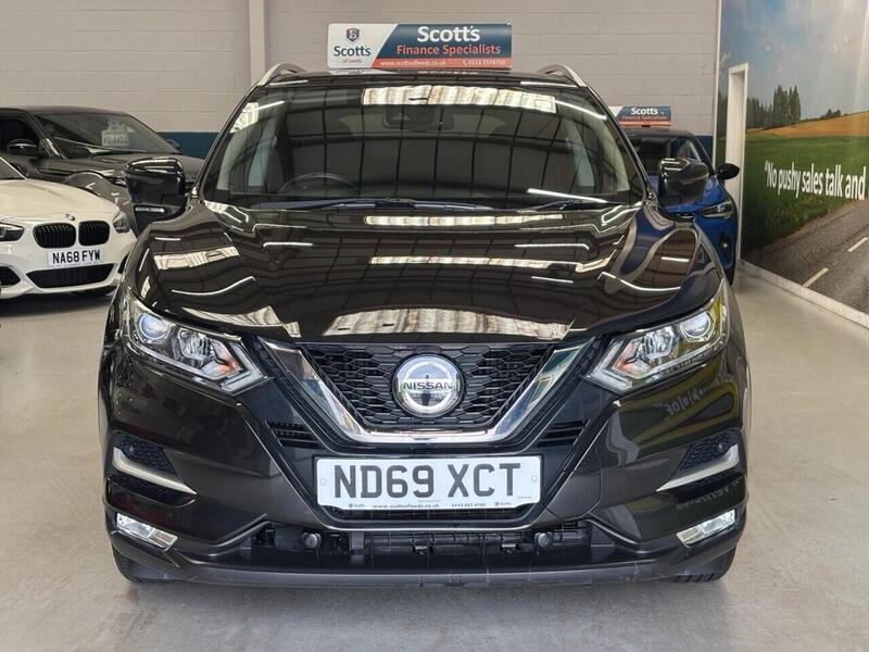 Nissan Qashqai view 2