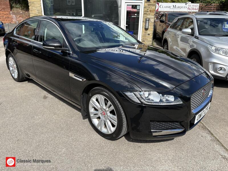 Jaguar XF view 6