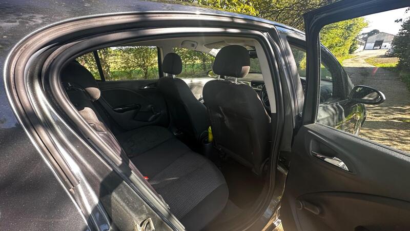 2017 Vauxhall Corsa — photo 10