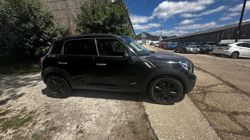 2013 MINI Countryman — photo 33