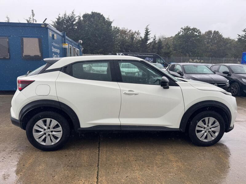 Nissan Juke view 4