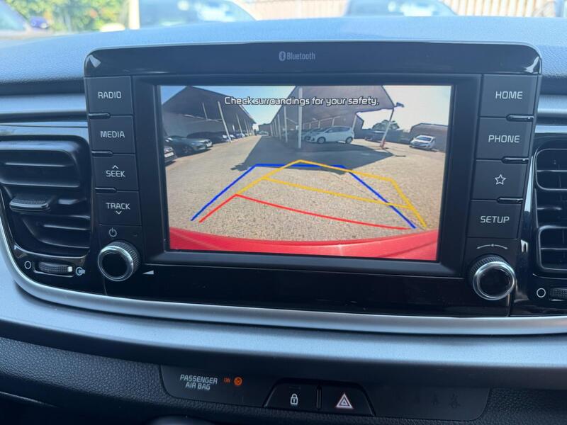 Kia Rio view 3