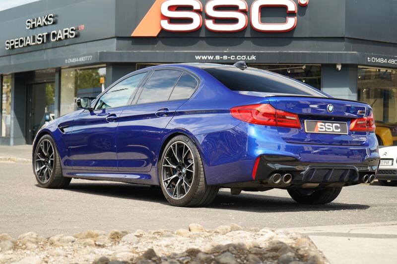 BMW M5 view 2