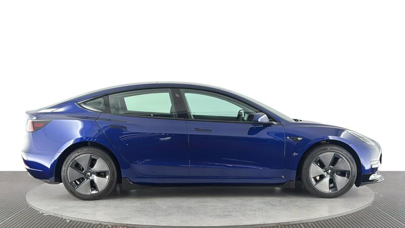 Tesla Model 3 view 3