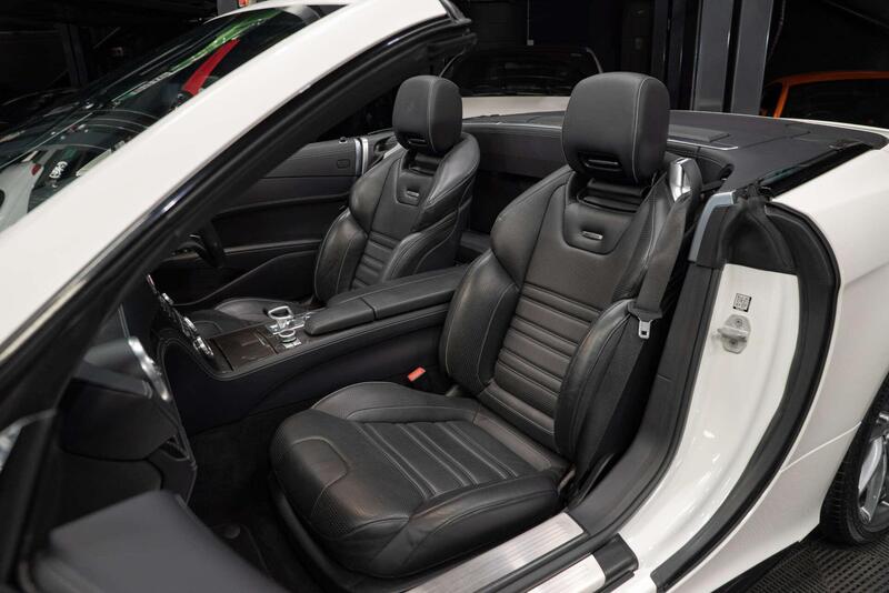 Mercedes-Benz Mercedes-Benz SL view 3