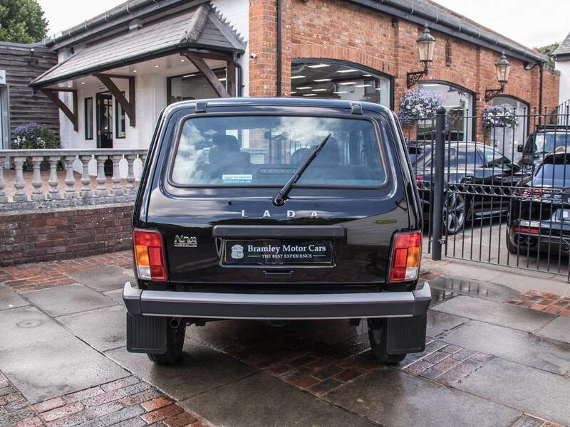 Lada Niva view 5