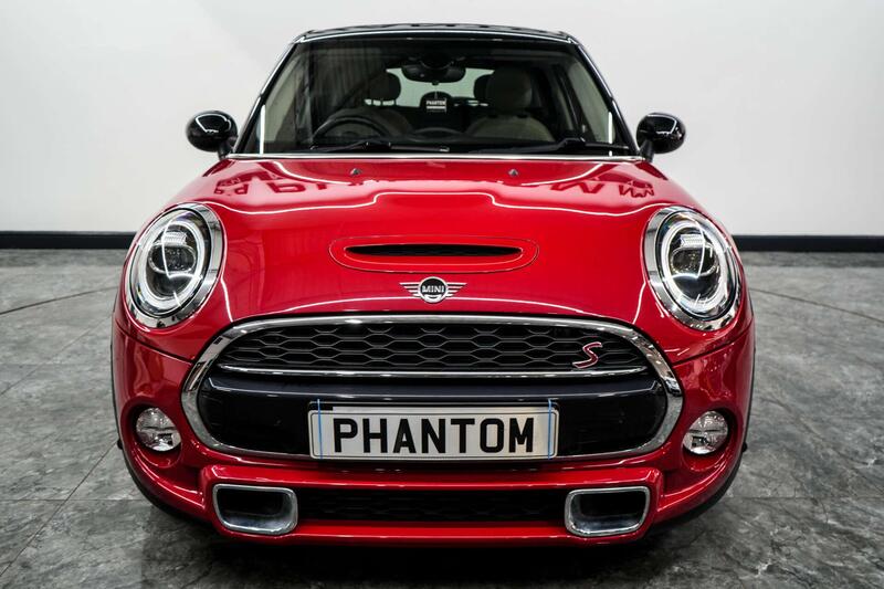 Mini Hatch view 5