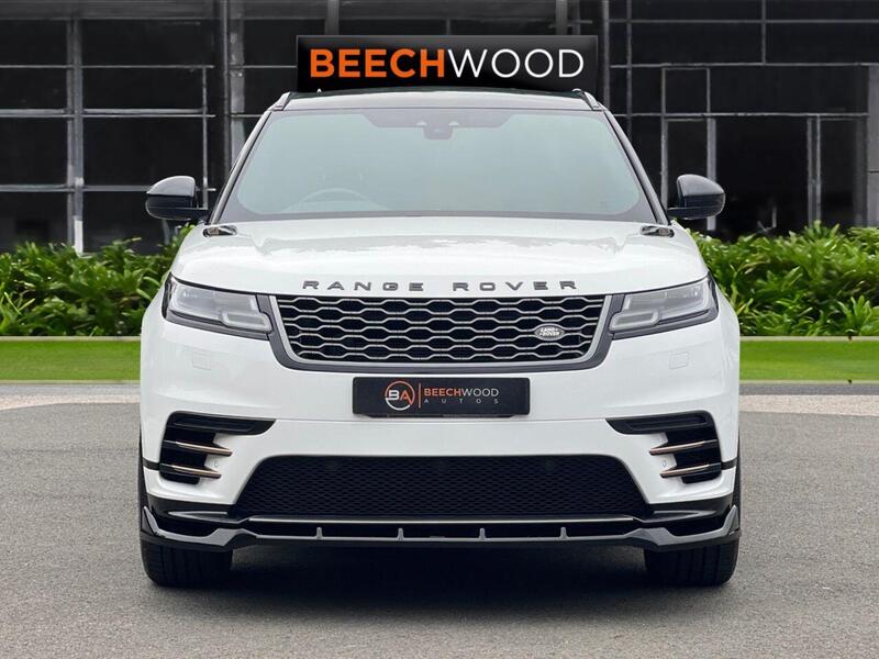 Land Rover Range Rover Velar view 4
