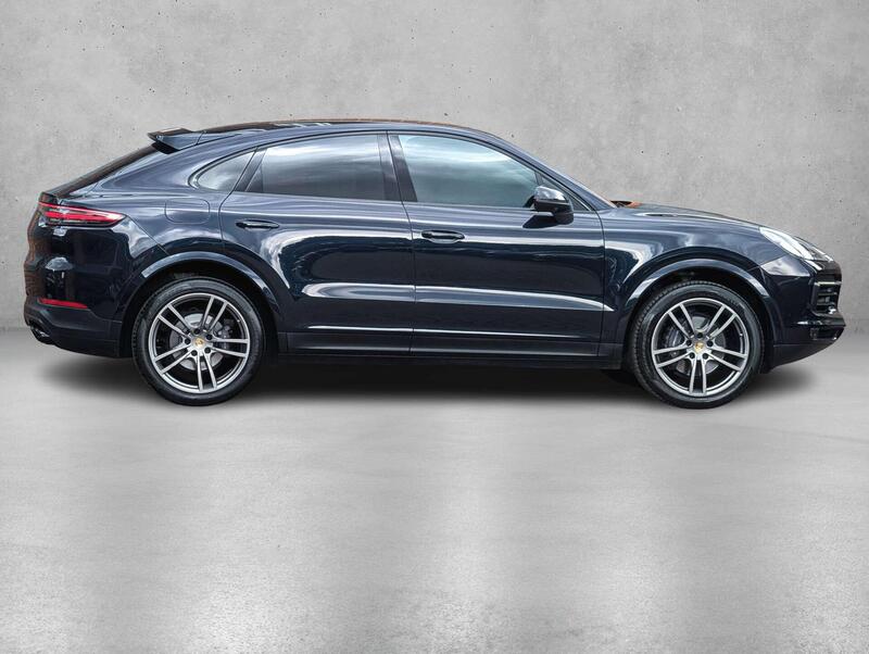 Porsche Cayenne view 7