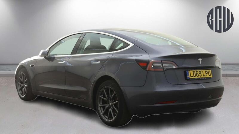 Tesla Model 3 view 4