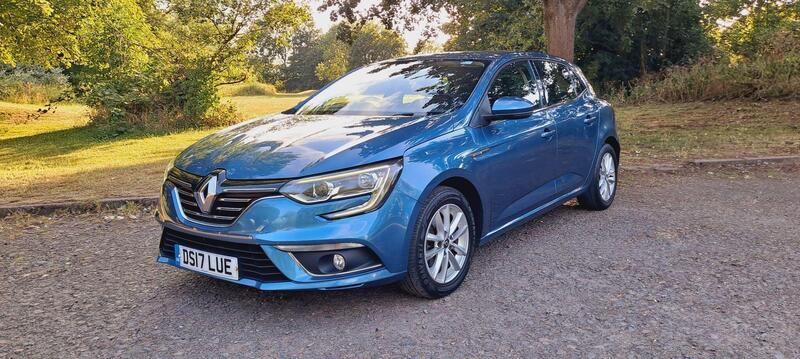 Renault Megane view 2