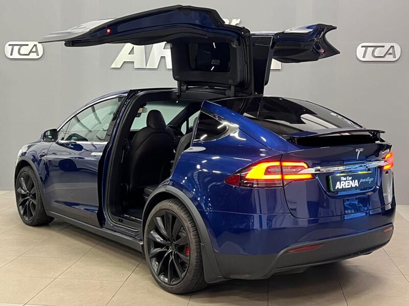 Tesla Model X view 3