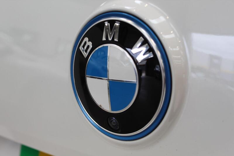 2022 BMW iX in White — image 47 of 88