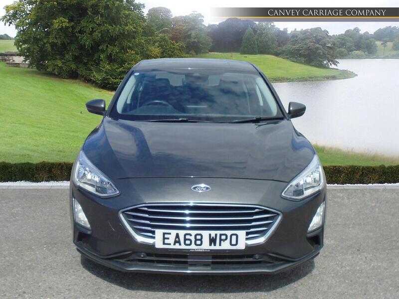 Ford Focus view 7