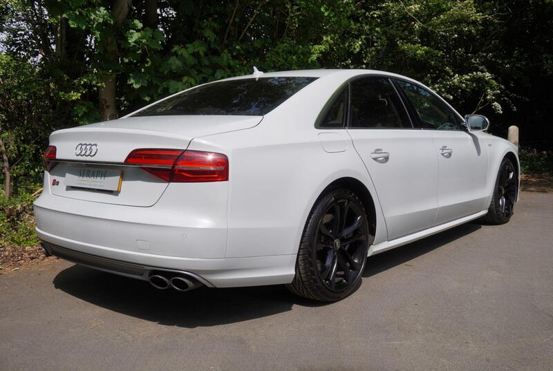 Audi S8 view 5