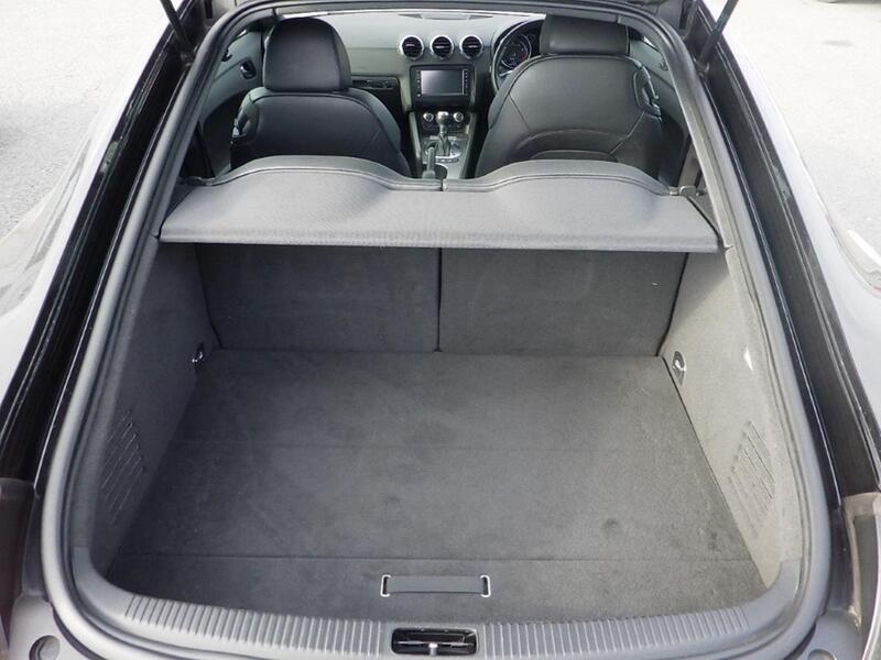 Audi TT view 4