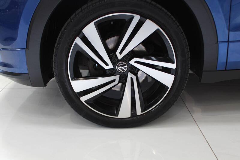 2021 Volkswagen T-Cross in Blue — image 15 of 76