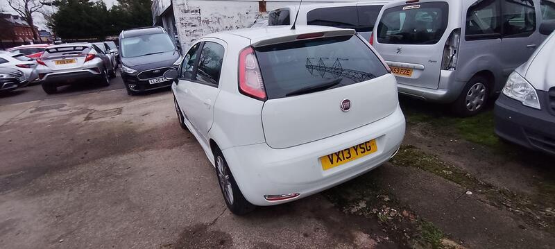 Fiat Punto view 3