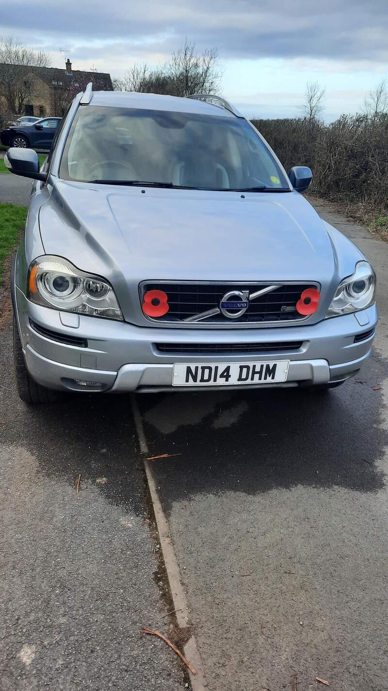Volvo XC90 — photo 1