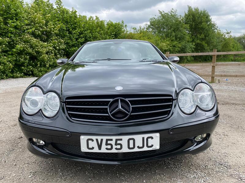 Mercedes-Benz SL view 2