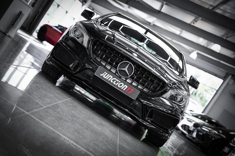 Mercedes-Benz Mercedes-Benz CLA view 4
