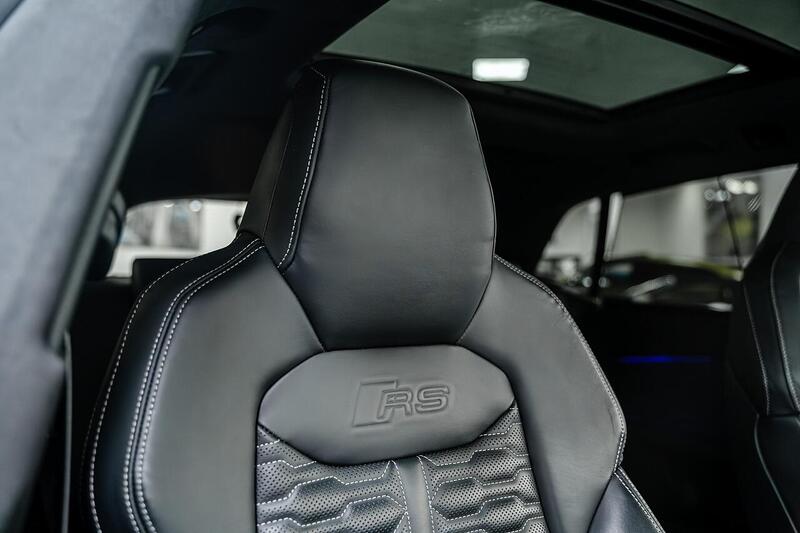 Audi Audi RSQ8 view 4