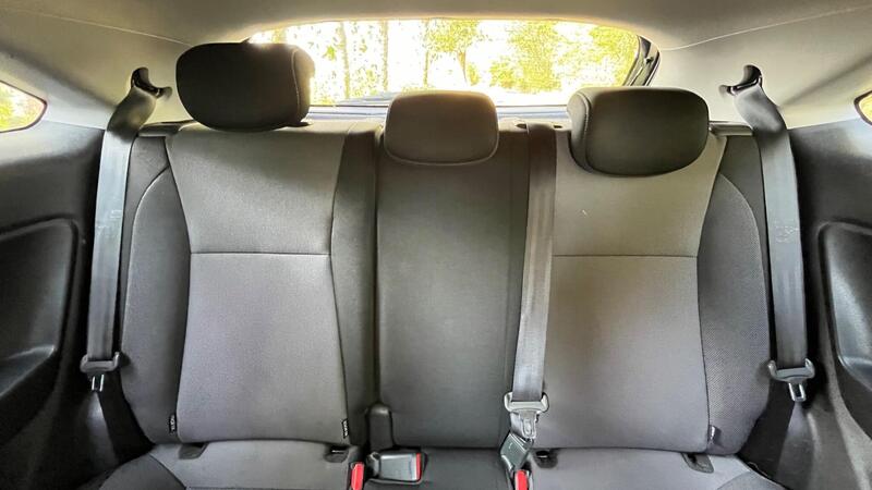 2017 Hyundai i20 — photo 40